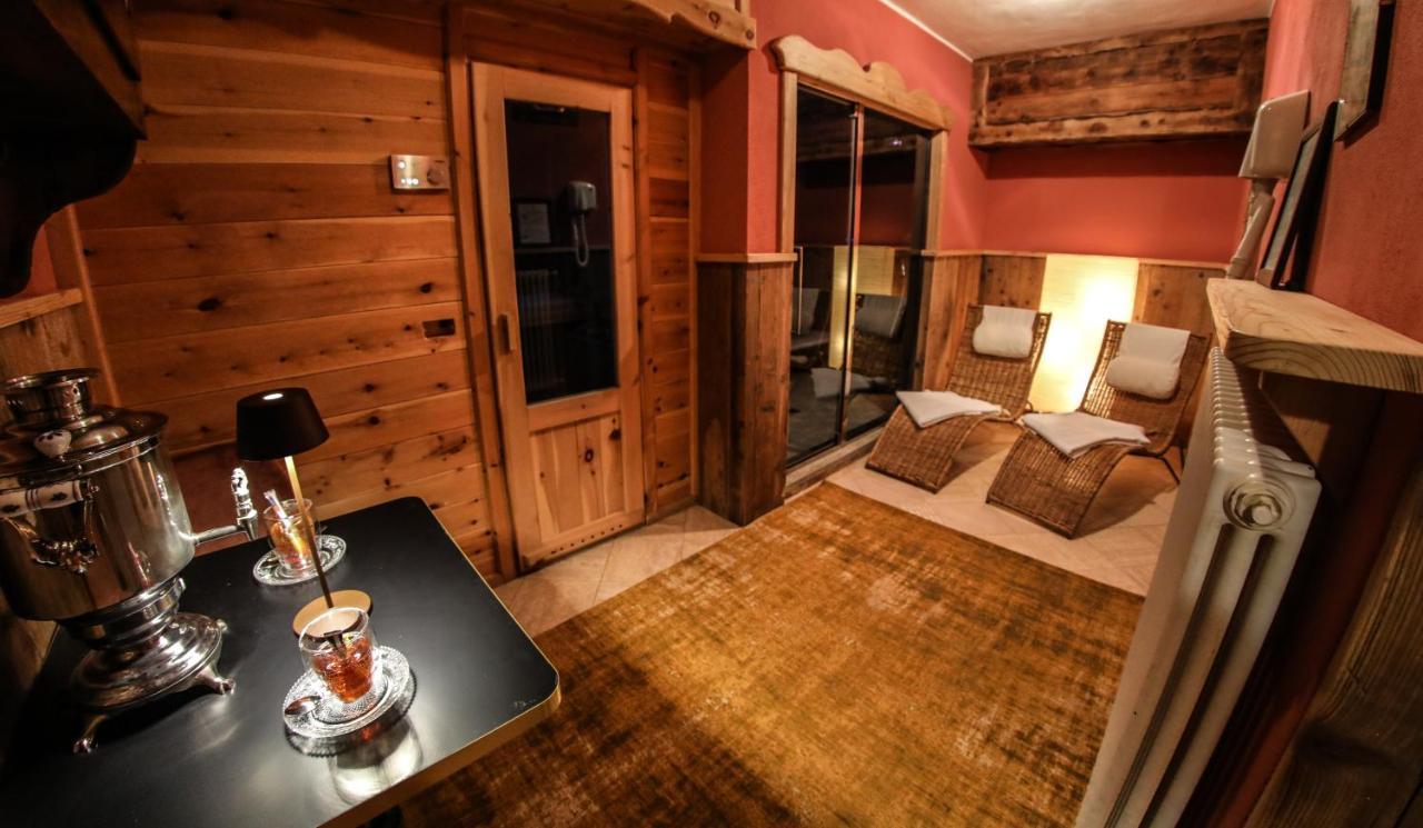 Art Hotel Grandes Murailles Valtournenche Bagian luar foto