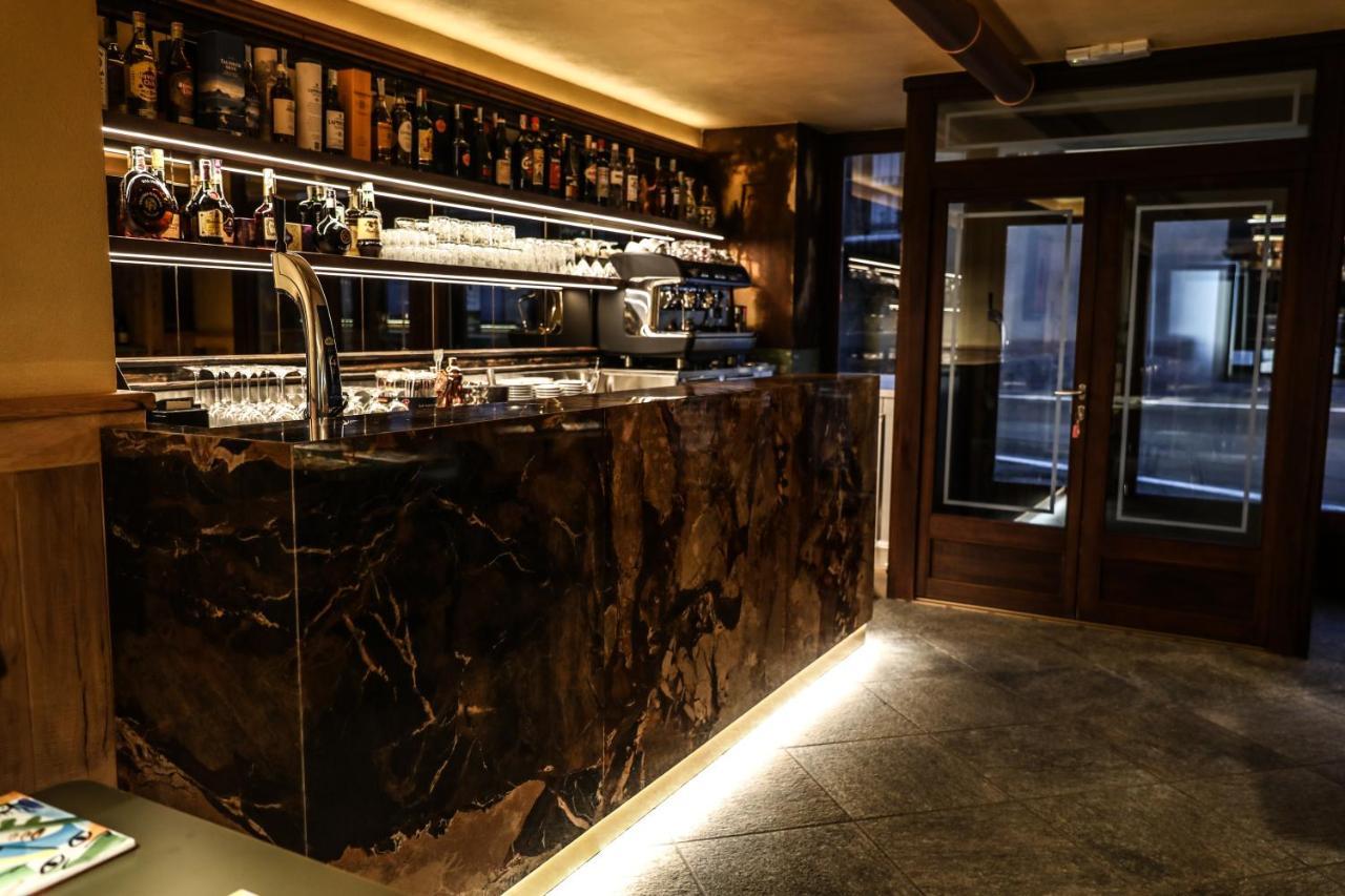 Art Hotel Grandes Murailles Valtournenche Bagian luar foto