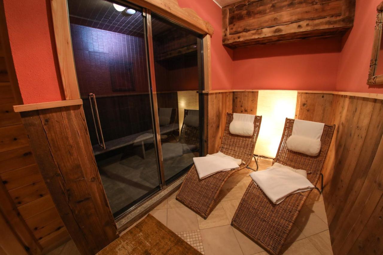 Art Hotel Grandes Murailles Valtournenche Bagian luar foto